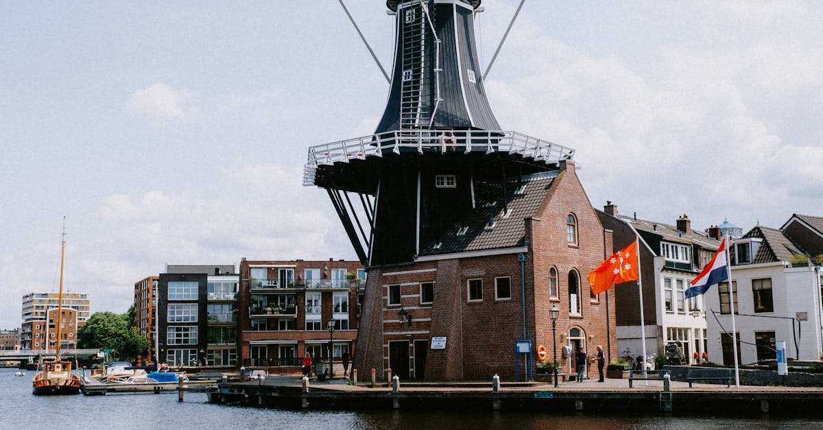 Essential Phrases for Everyday Conversations in Haarlem